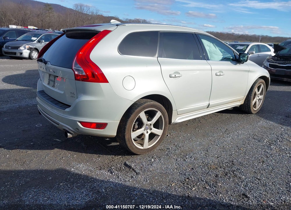 2013 VOLVO XC60 T6 VIN: YV4902DZ5D2409534