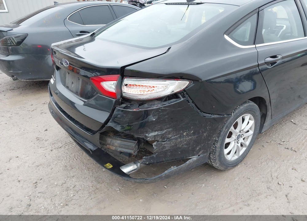 2015 FORD FUSION VIN: 3FA6P0G76FR106251