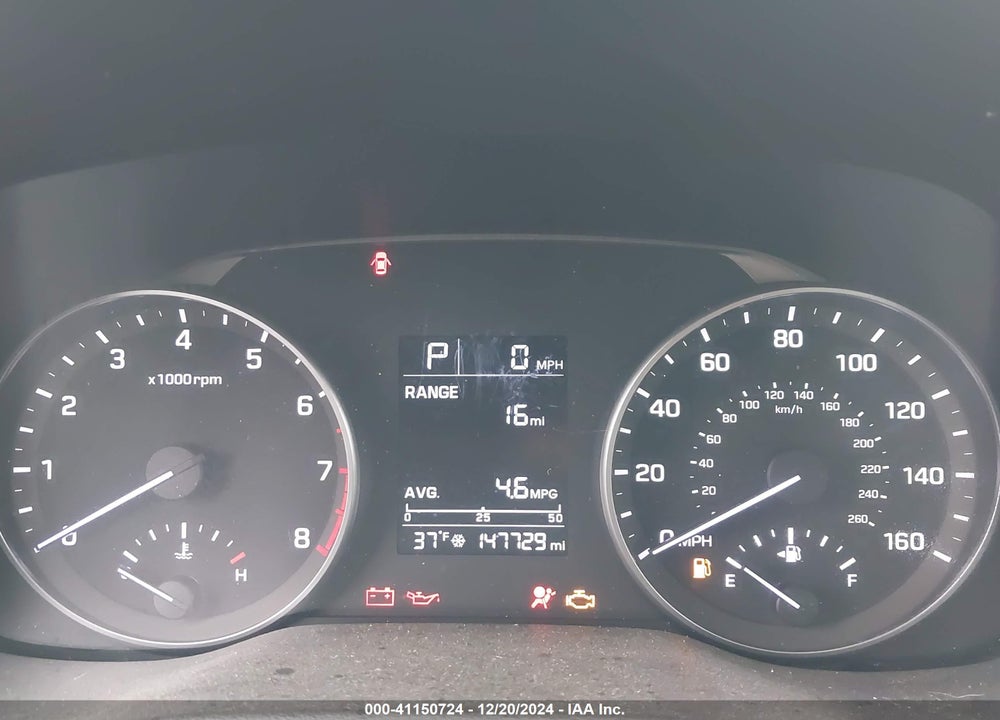2017 HYUNDAI ELANTRA SE VIN: 5NPD84LF0HH096664