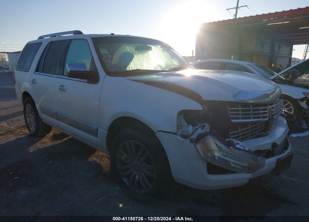 2007 LINCOLN NAVIGATOR ULTIMATE VIN: 5LMFU27567LJ00634