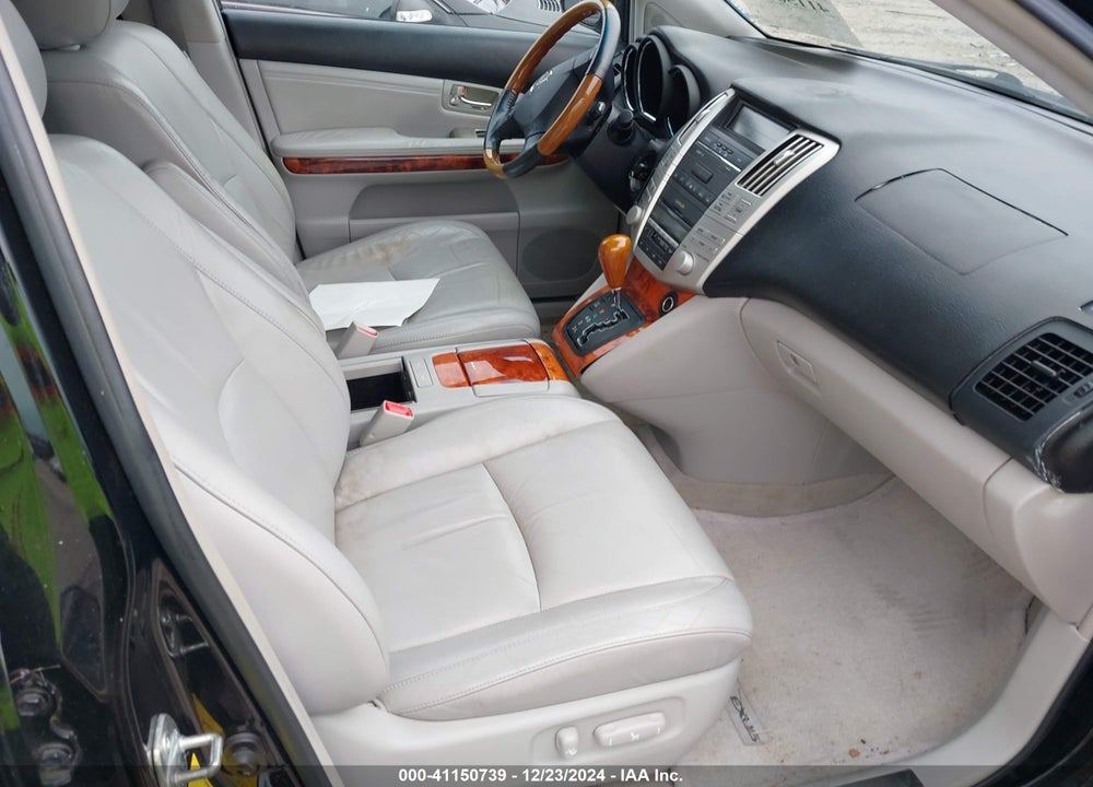 2005 LEXUS RX 330 VIN: 2T2GA31U95C022702