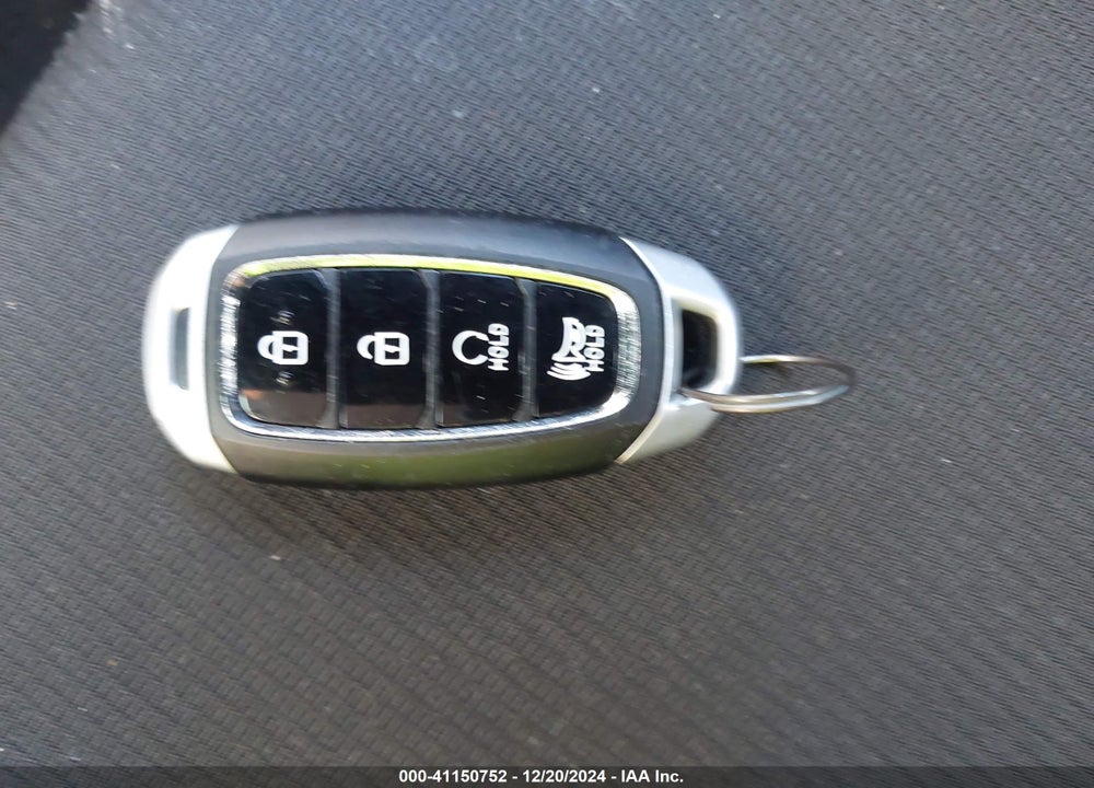 2024 HYUNDAI VENUE SEL VIN: KMHRC8A31RU285203