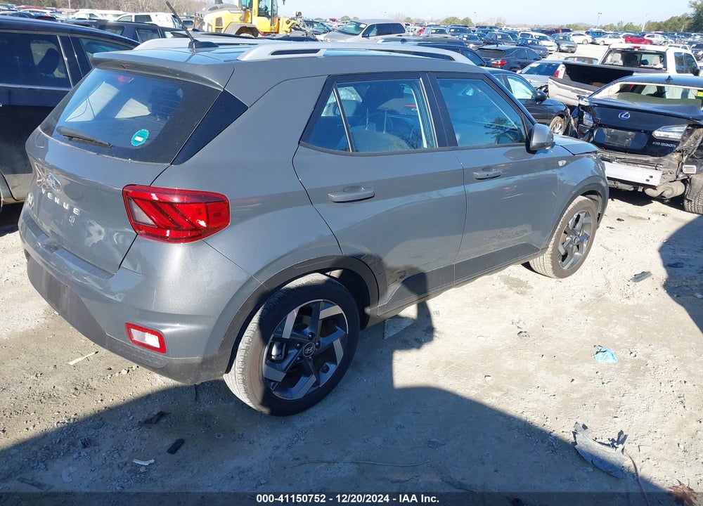 2024 HYUNDAI VENUE SEL VIN: KMHRC8A31RU285203