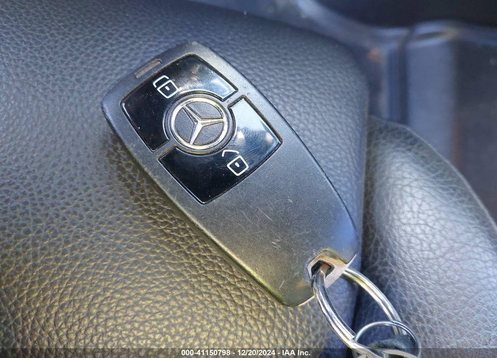 2019 MERCEDES-BENZ SPRINTER 1500 HIGH ROOF I4 VIN: WDZPE7ED9KT011035
