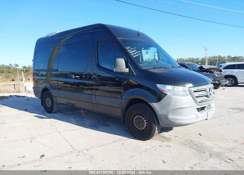 2019 MERCEDES-BENZ SPRINTER 1500 HIGH ROOF I4 VIN: WDZPE7ED9KT011035