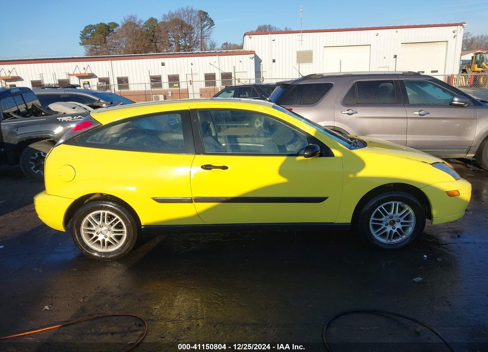 2001 FORD FOCUS ZX3 VIN: 3FAFP31321R229514
