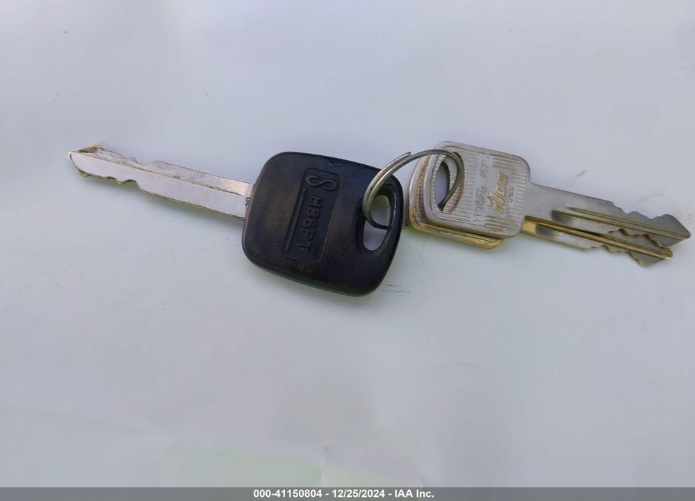 2001 FORD FOCUS ZX3 VIN: 3FAFP31321R229514