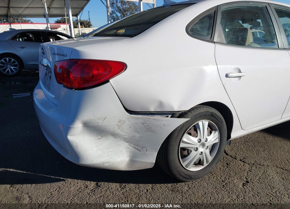 2010 HYUNDAI ELANTRA VIN: KMHDU4AD7AU073385