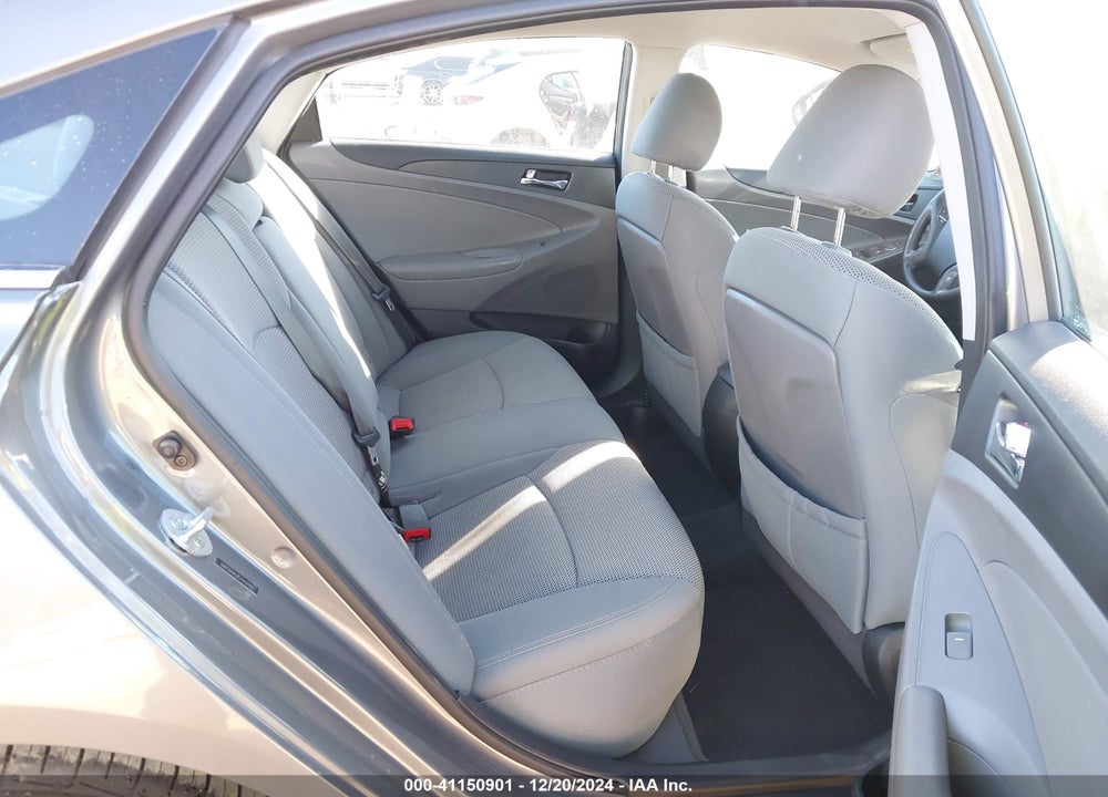 2014 HYUNDAI SONATA VIN: 5NPEB4AC4EH910499