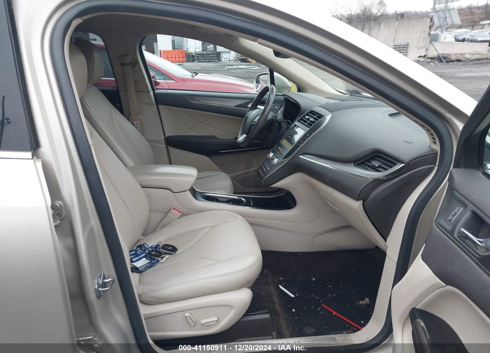 2017 LINCOLN MKC PREMIERE VIN: 5LMCJ1D9XHUL51679