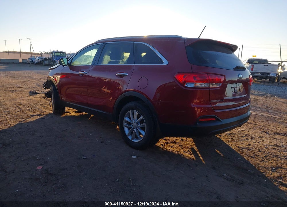 2017 KIA SORENTO 2.4L LX VIN: 5XYPGDA34HG303511