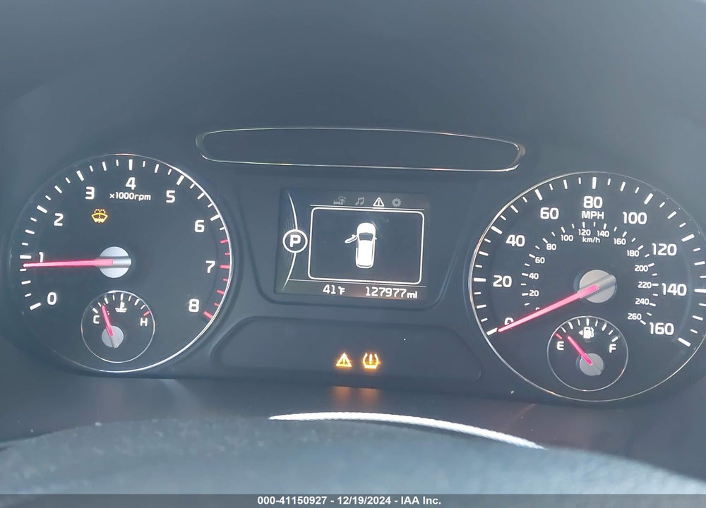2017 KIA SORENTO 2.4L LX VIN: 5XYPGDA34HG303511