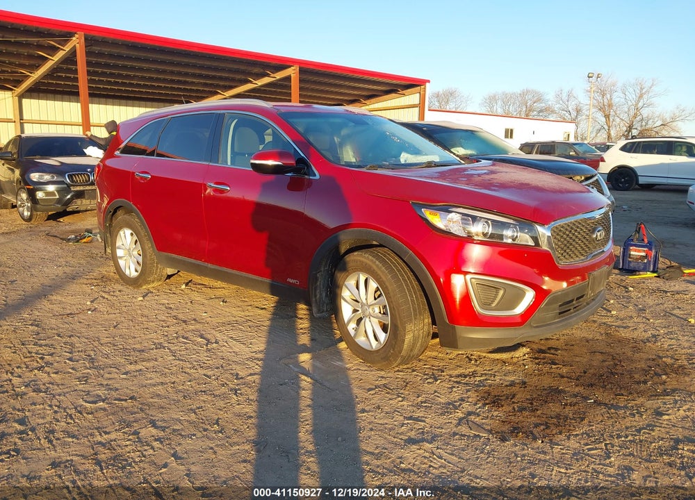 2017 KIA SORENTO 2.4L LX VIN: 5XYPGDA34HG303511