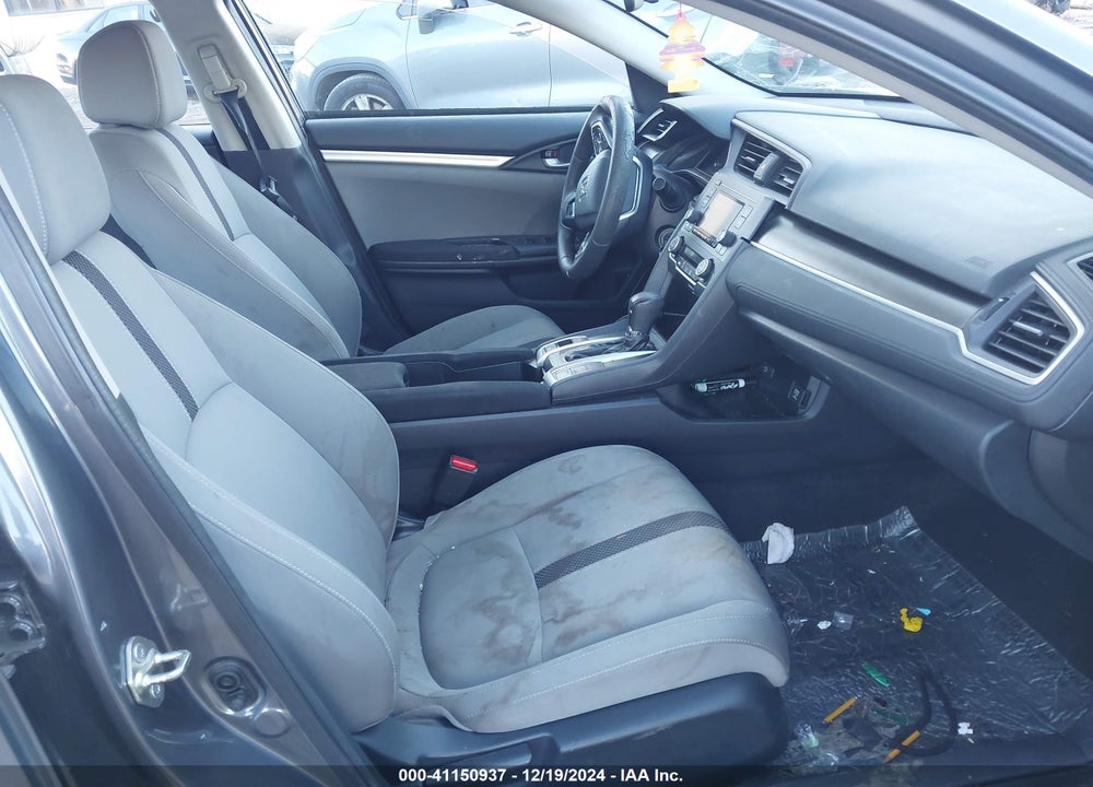 2019 HONDA CIVIC LX VIN: 2HGFC2F60KH563204