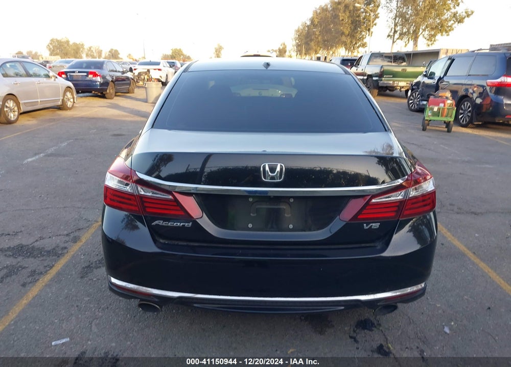 2017 HONDA ACCORD EX-L V6 VIN: 1HGCR3F86HA033433