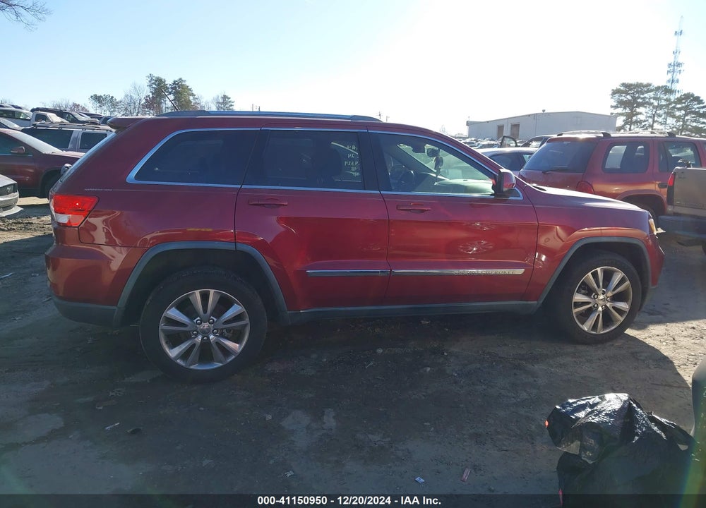 2013 JEEP GRAND CHEROKEE LAREDO VIN: 1C4RJEAT6DC564329