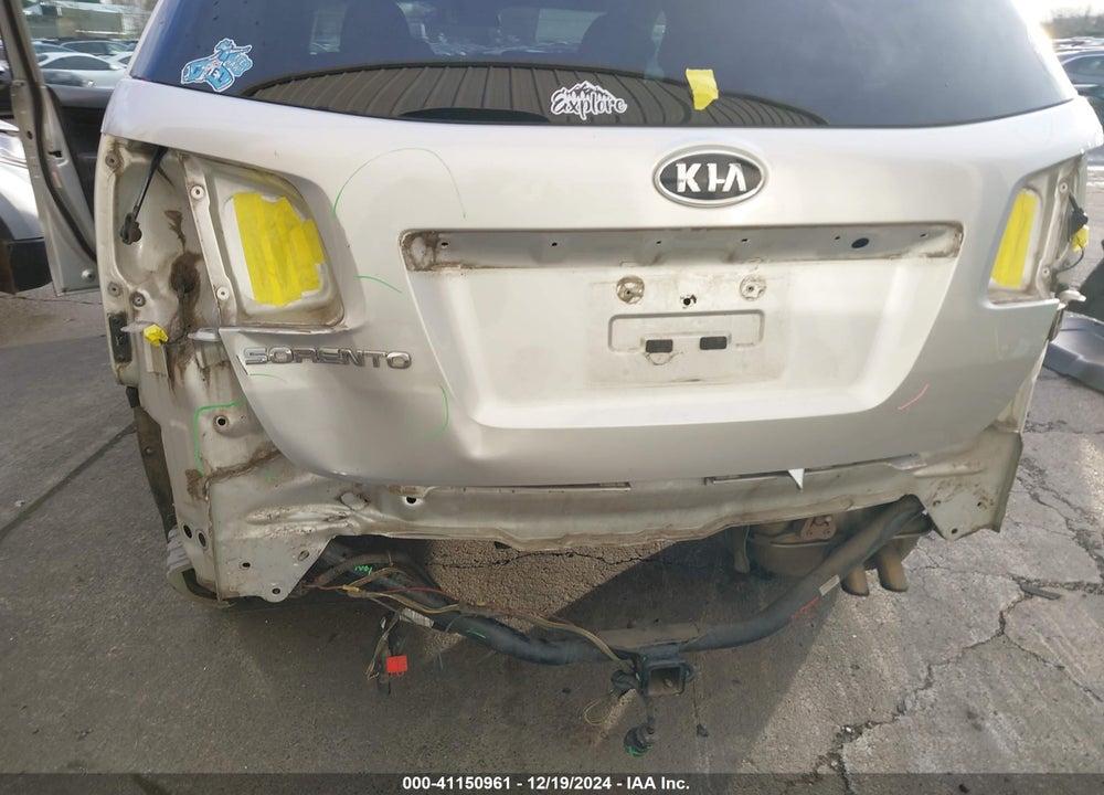 2012 KIA SORENTO LX V6 VIN: 5XYKTDA29CG296948