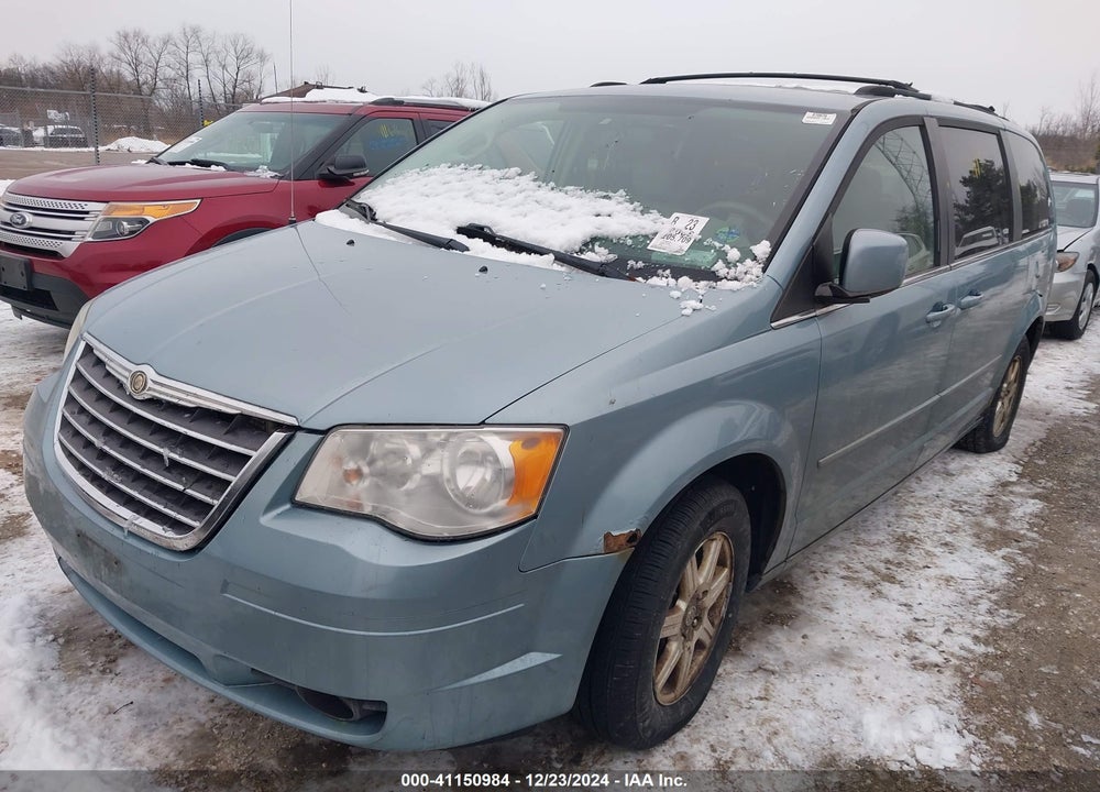 2008 CHRYSLER TOWN & COUNTRY VIN: 2A8HR54P28R666977