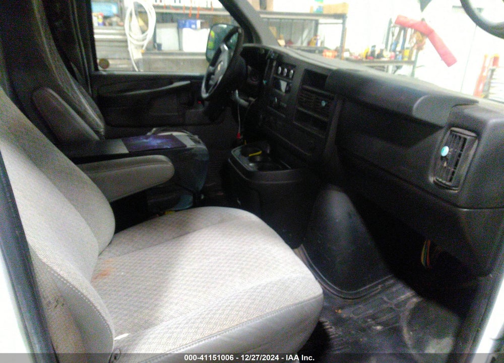 2011 CHEVROLET EXPRESS 1500 WORK VAN VIN: 1GCSHAF42B1172724