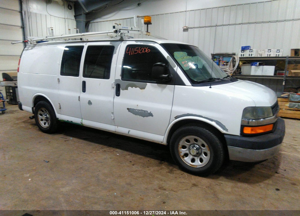 2011 CHEVROLET EXPRESS 1500 WORK VAN VIN: 1GCSHAF42B1172724