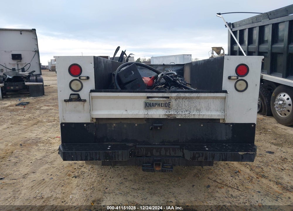 2018 FORD F-350 CHASSIS XL VIN: 1FD8W3FT0JEB69519
