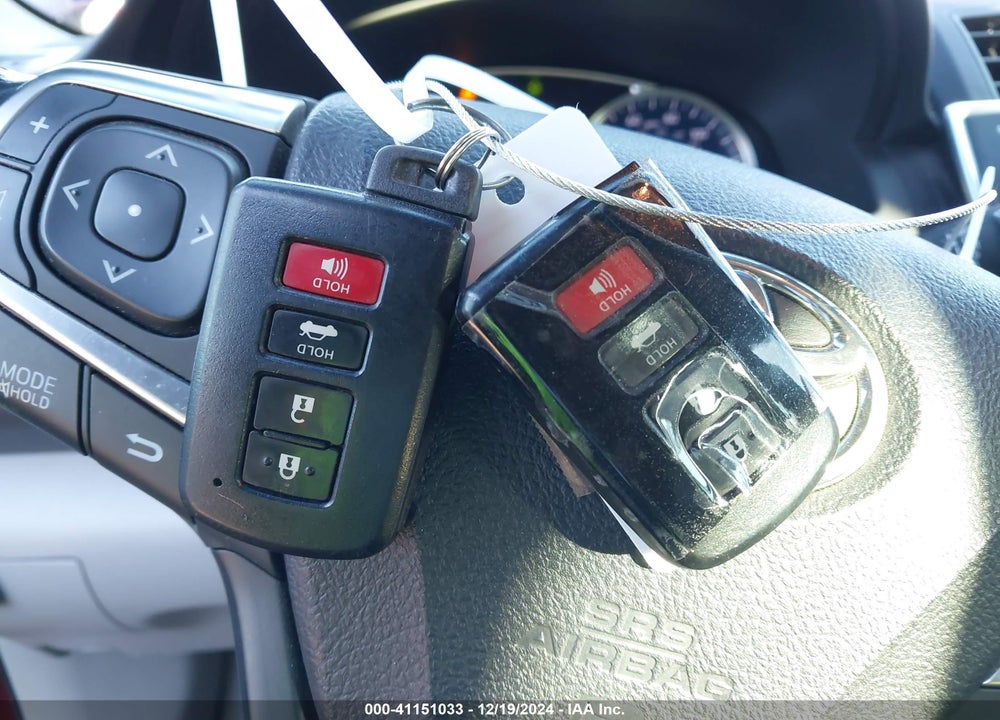 2015 TOYOTA CAMRY HYBRID XLE VIN: 4T1BD1FK3FU154629