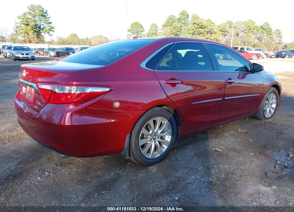 2015 TOYOTA CAMRY HYBRID XLE VIN: 4T1BD1FK3FU154629