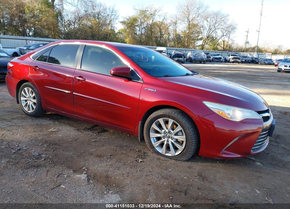 2015 TOYOTA CAMRY HYBRID XLE VIN: 4T1BD1FK3FU154629