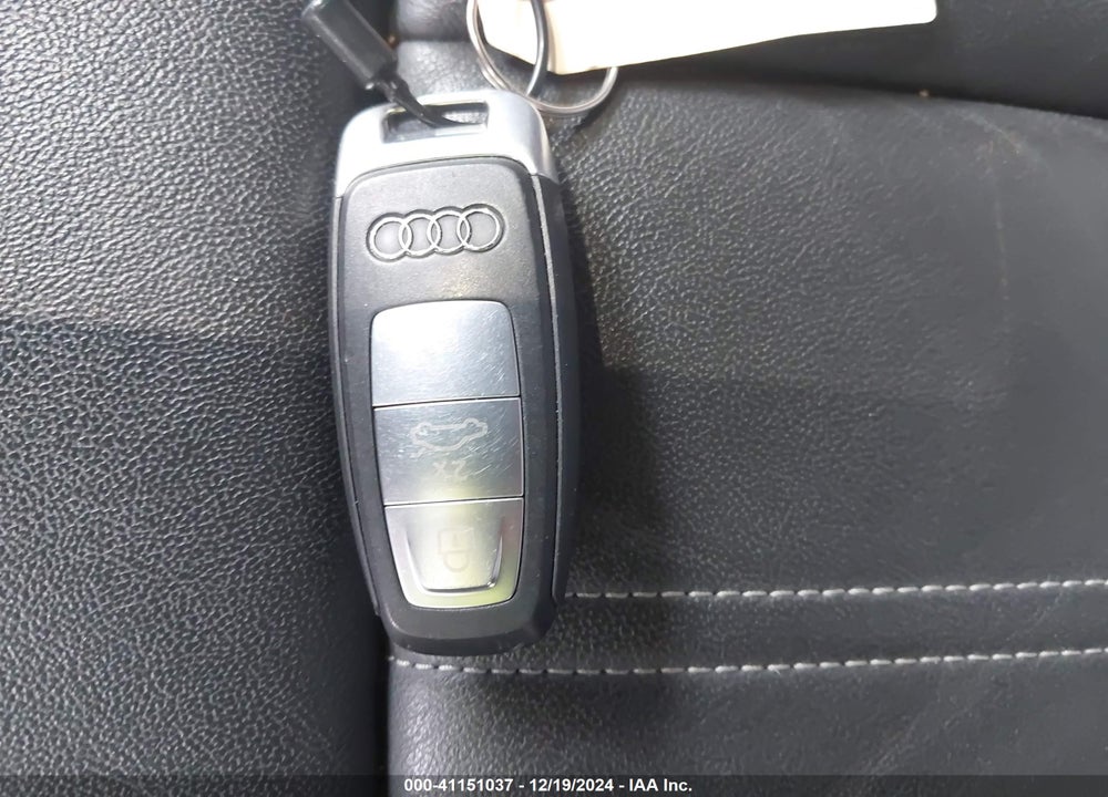 2023 AUDI A3 PREMIUM 40 TFSI FRONT-WHEEL DRIVE S TRONIC VIN: WAUAUDGY4PA039929