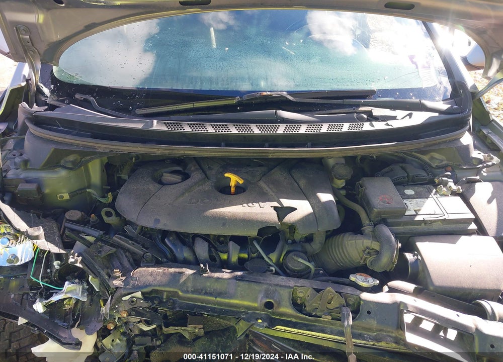 2013 HYUNDAI ELANTRA VIN: KMHDH4AE5DU932460