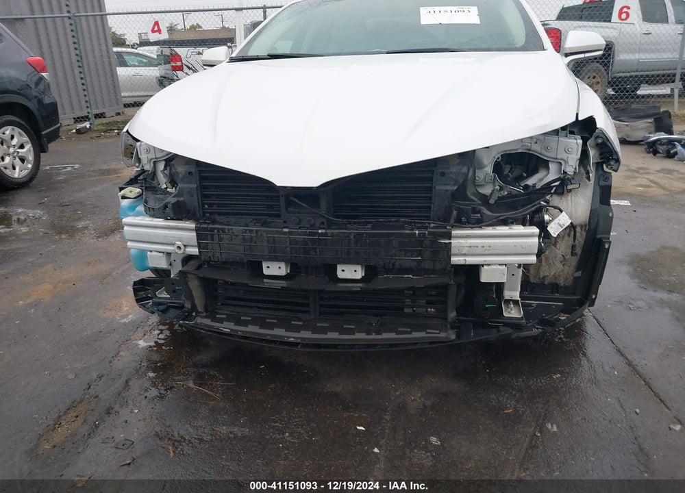 2016 LINCOLN MKZ HYBRID VIN: 3LN6L2LU8GR626008