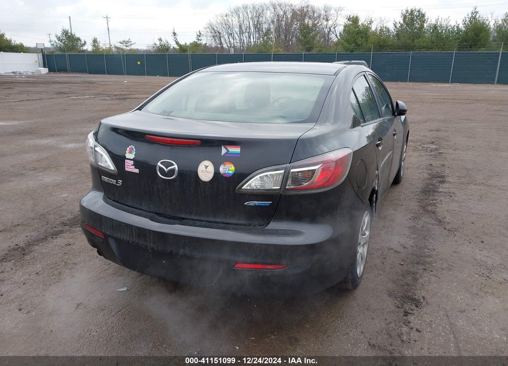 2013 MAZDA 3 I SPORT VIN: JM1BL1UP4D1755133