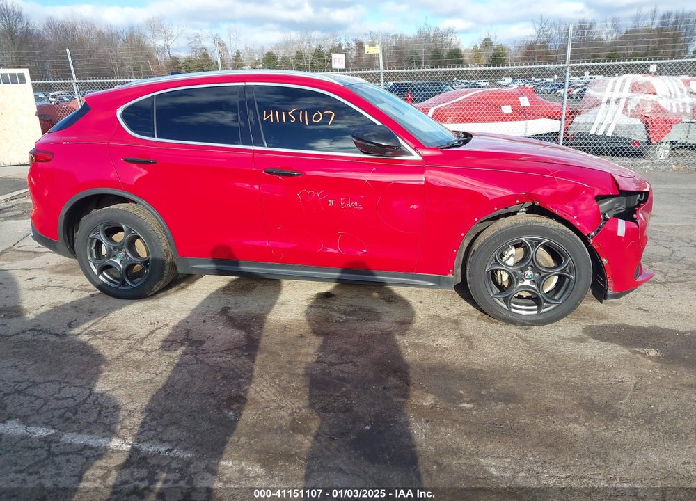 2018 ALFA ROMEO STELVIO TI AWD VIN: ZASFAKBN2J7B83414