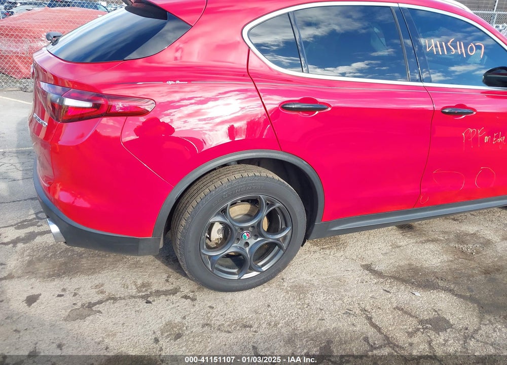 2018 ALFA ROMEO STELVIO TI AWD VIN: ZASFAKBN2J7B83414