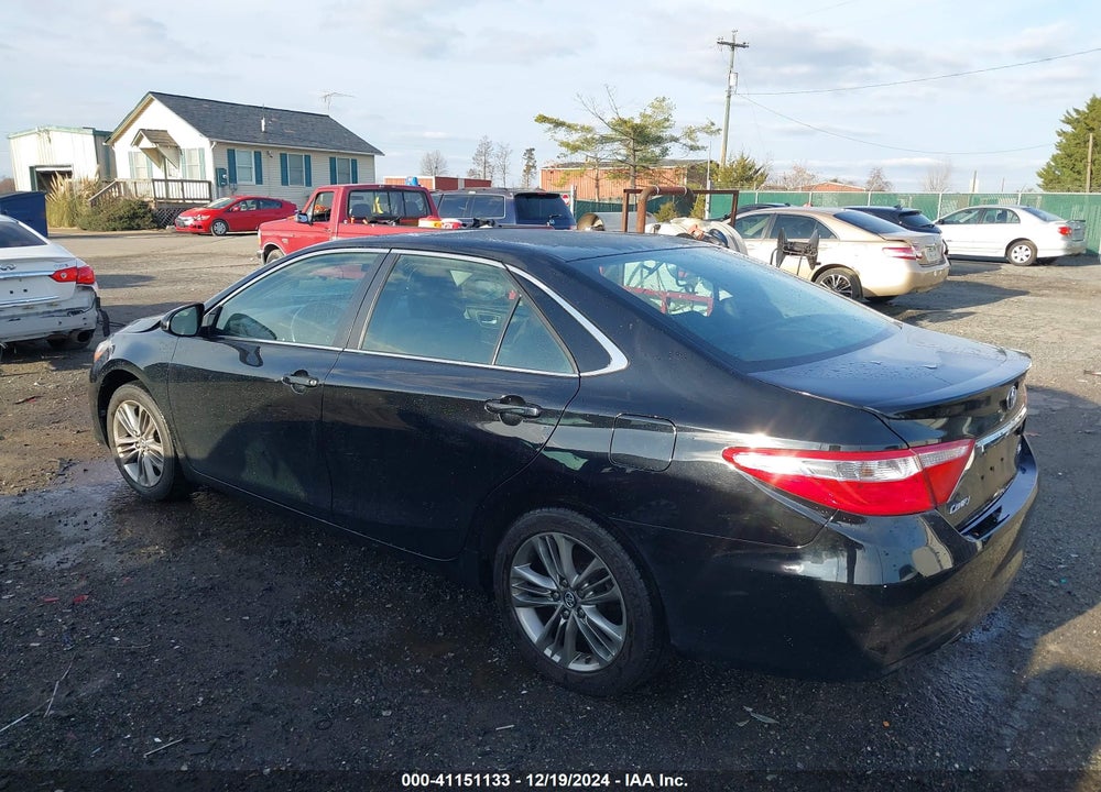 2017 TOYOTA CAMRY SE VIN: 4T1BF1FK7HU405844