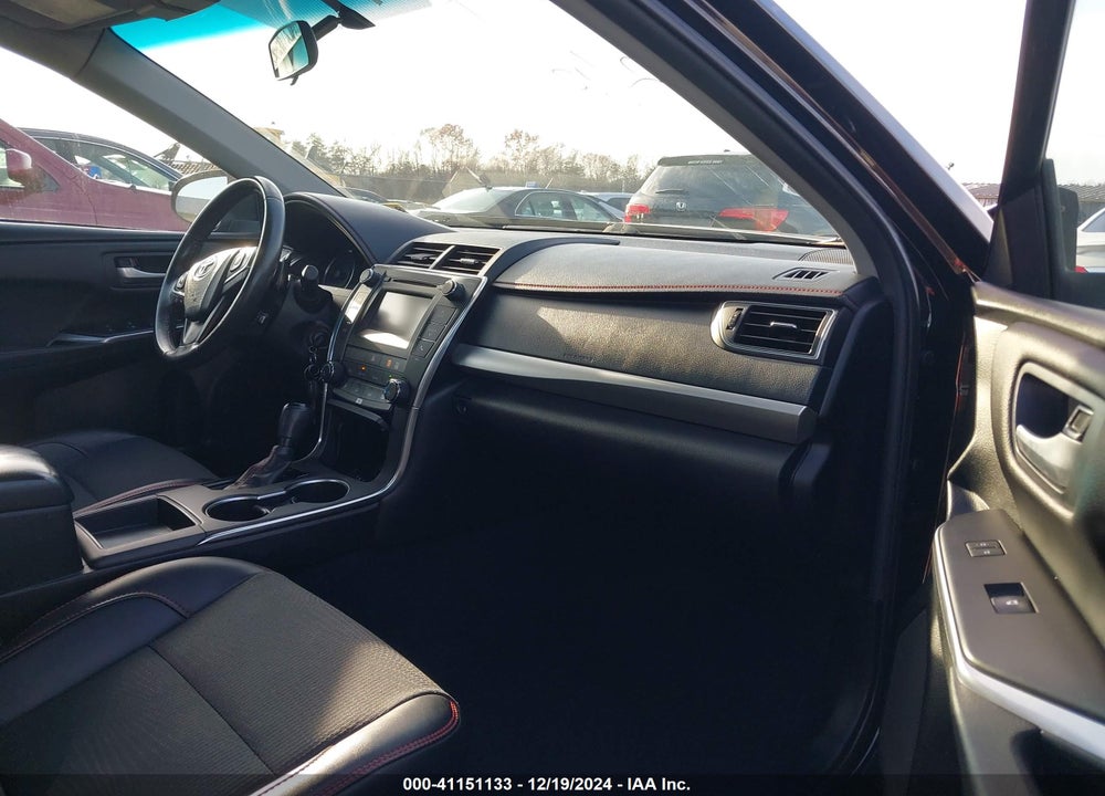 2017 TOYOTA CAMRY SE VIN: 4T1BF1FK7HU405844