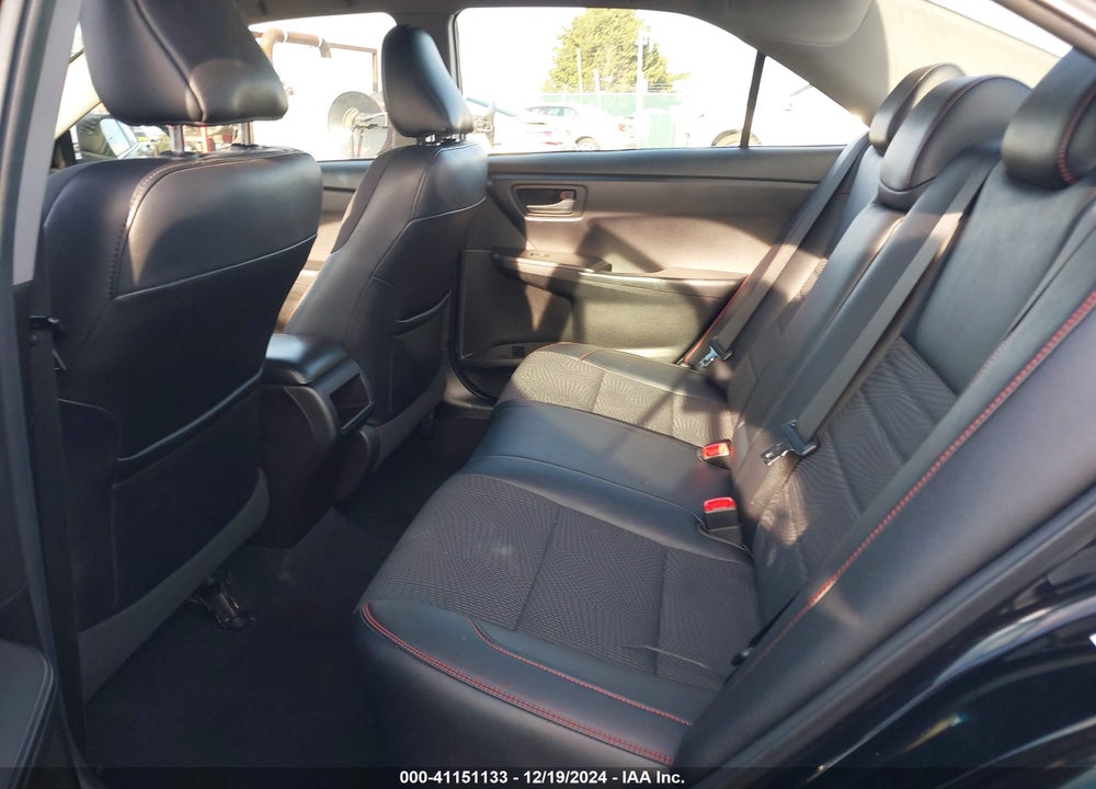 2017 TOYOTA CAMRY SE VIN: 4T1BF1FK7HU405844