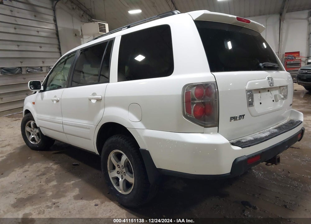 2007 HONDA PILOT EX-L VIN: 5FNYF18717B031357