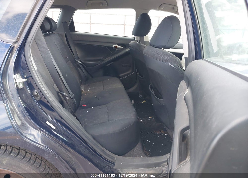 2010 PONTIAC VIBE VIN: 5Y2SL6E88AZ401102