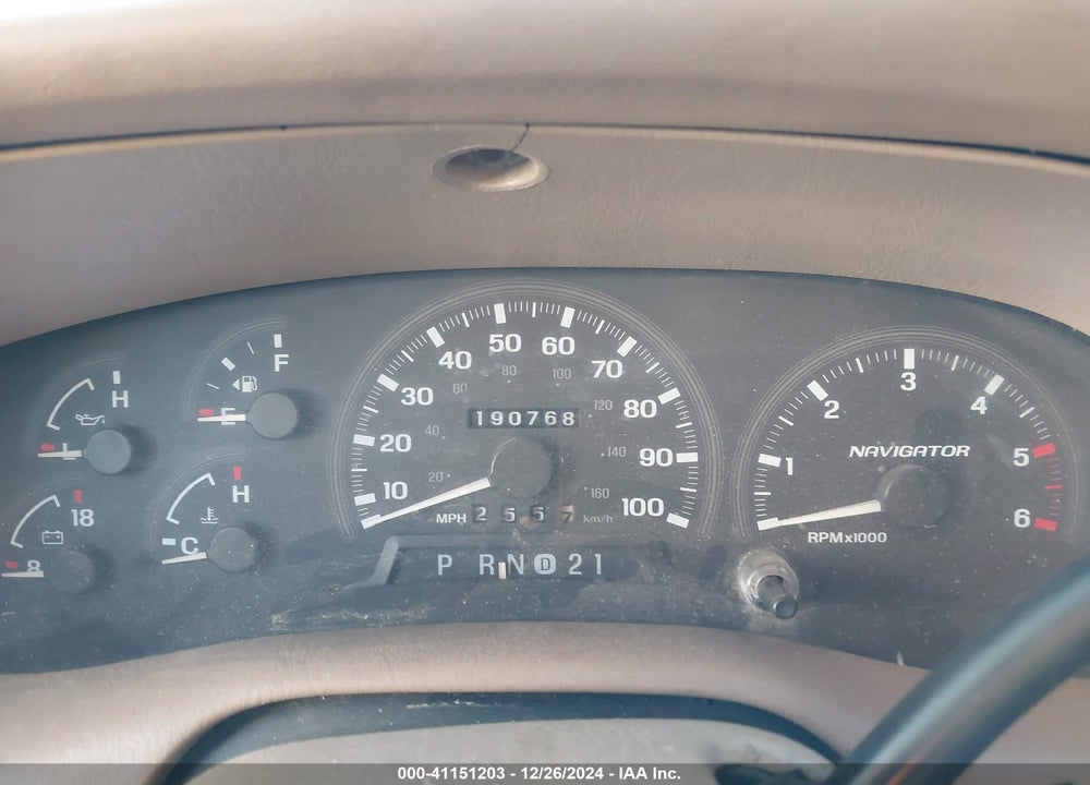 1998 LINCOLN NAVIGATOR VIN: 5LMEU27L3WLJ02253