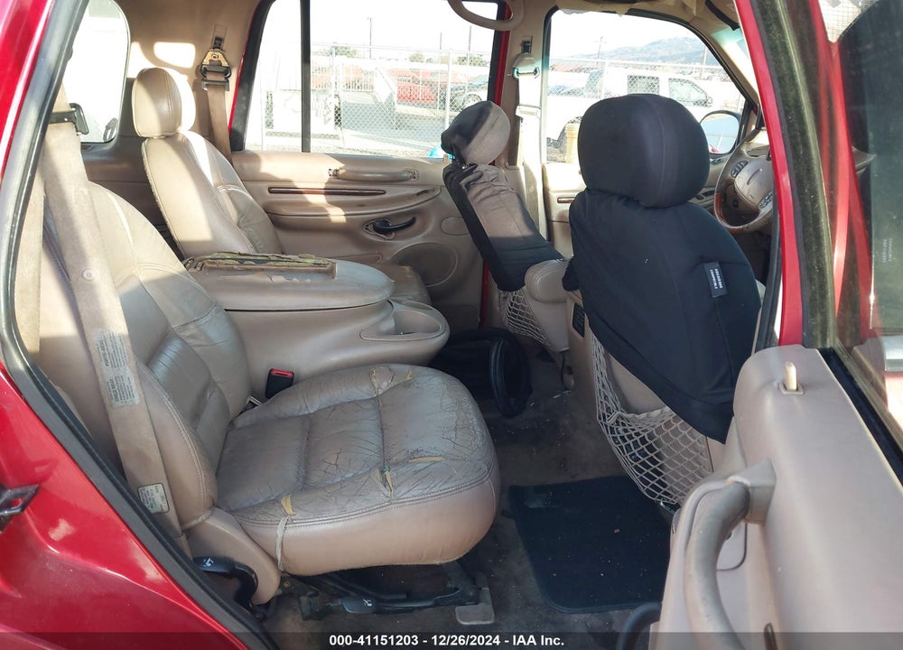 1998 LINCOLN NAVIGATOR VIN: 5LMEU27L3WLJ02253