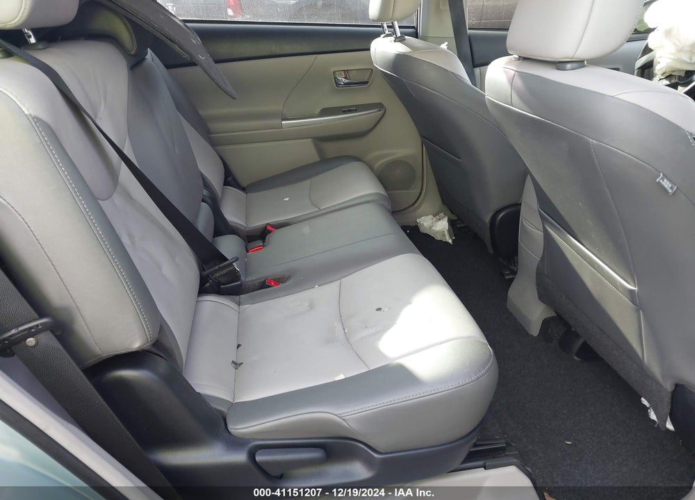 2017 TOYOTA PRIUS V VIN: JTDZN3EU2HJ065928