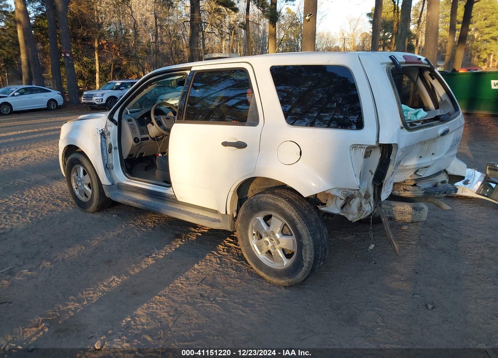 2012 FORD ESCAPE XLS VIN: 1FMCU9C76CKA77460