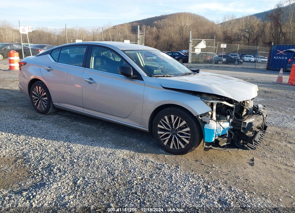 2024 NISSAN ALTIMA SV FWD VIN: 1N4BL4DV7RN410135