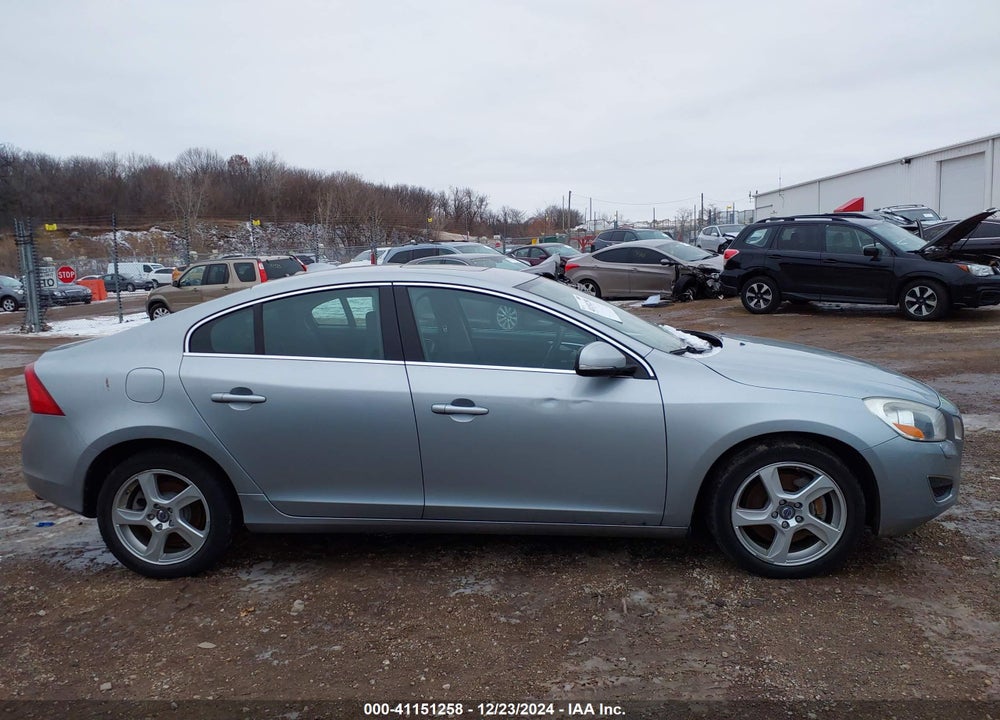 2013 VOLVO S60 T5/T5 PLATINUM/T5 PREMIER/T5 PREMIER PLUS VIN: YV1612FH2D2215609