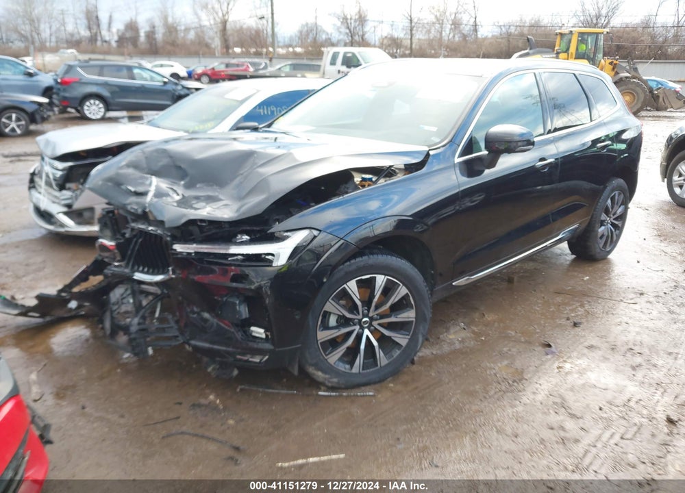 2023 VOLVO XC60 B5 PLUS BRIGHT THEME VIN: YV4L12RN4P1391109