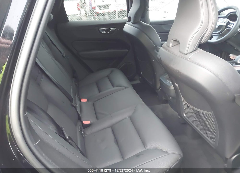 2023 VOLVO XC60 B5 PLUS BRIGHT THEME VIN: YV4L12RN4P1391109