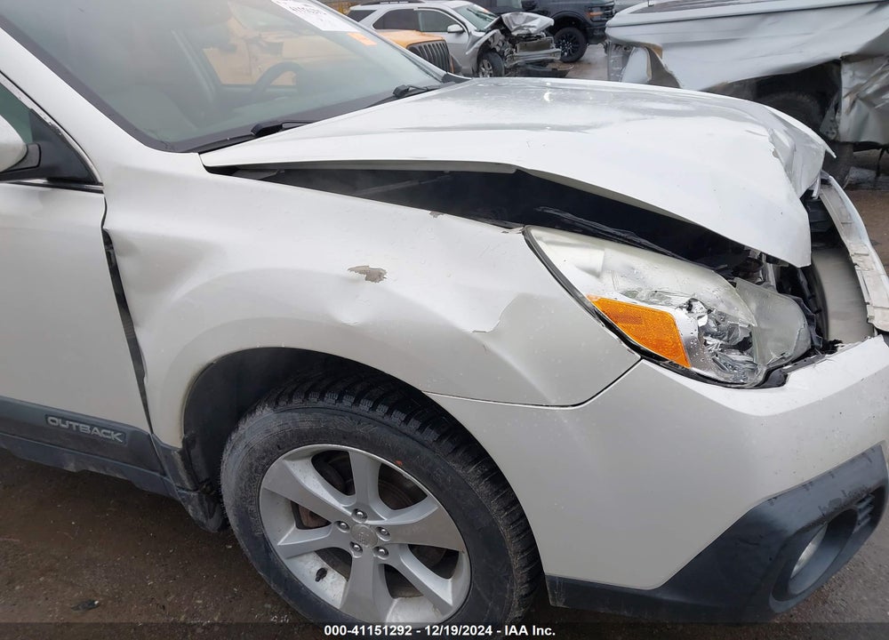 2014 SUBARU OUTBACK 3.6R LIMITED VIN: 4S4BRDLCXE2206560