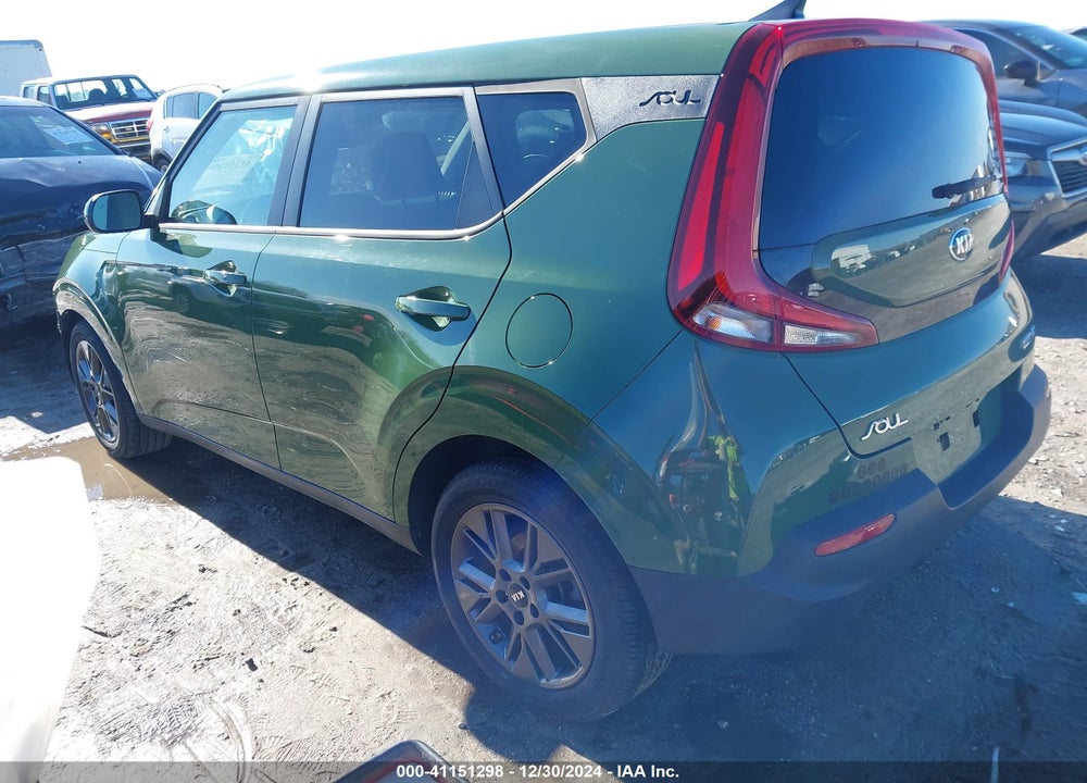 2021 KIA SOUL EX VIN: KNDJ33AU1M7126508