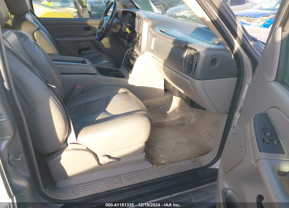 2006 GMC YUKON XL 1500 SLT VIN: 3GKFK16Z56G101835